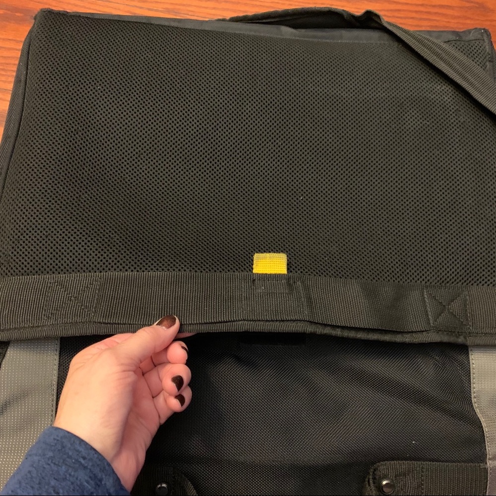 Targus computer messenger bag - Picture 5 of 6